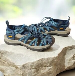 Keen Women's Whisper Hiking Outdoor Waterproof Sandals Size 6 Blue